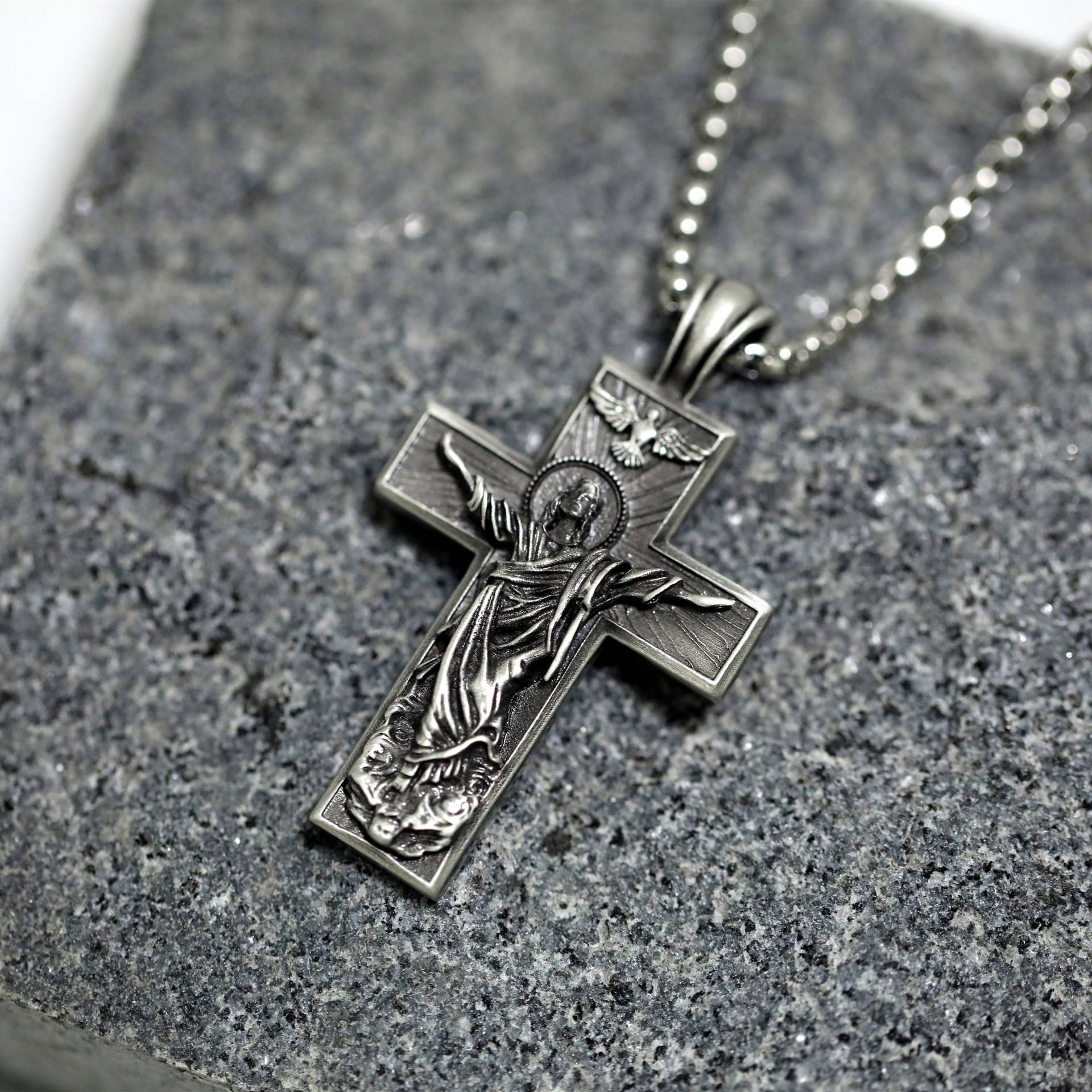 Christi Himmelfahrt Kreuz Halskette, Kreuz Jesus Anhänger, Christliche Kruzifix Halskette, Religiöses Geschenk, Halskette Für Männer von YUJTStudio