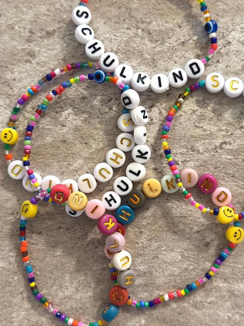 Schulkind Konfetti Armband Schulkind Konfetti Armband von YUKIbyJCV