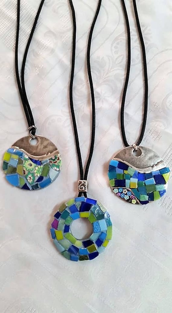 Einzigartige Handgefertigte Mosaik-stücke, Schmuck, Geschenke, Mischtechnik Polymer Blumen Und Buntglas, Halskette. Der Preis Ist Pro Einheit von Yaelicaart