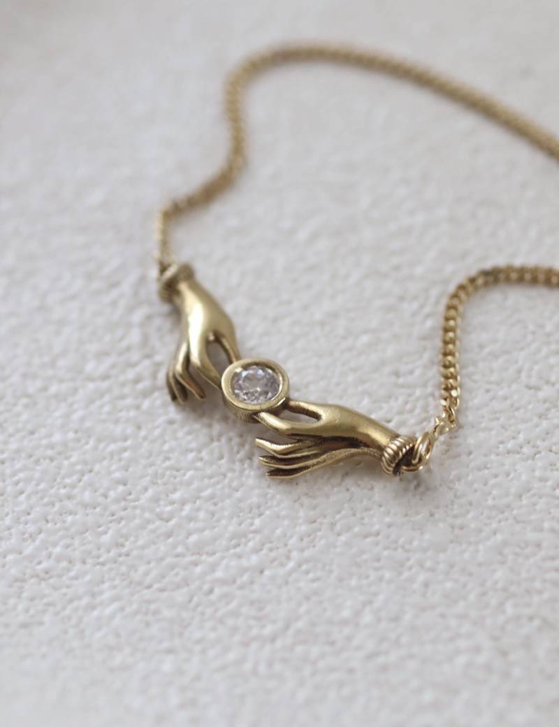 14K Solide Gold Diamant Hand Halskette von YajewelryShop