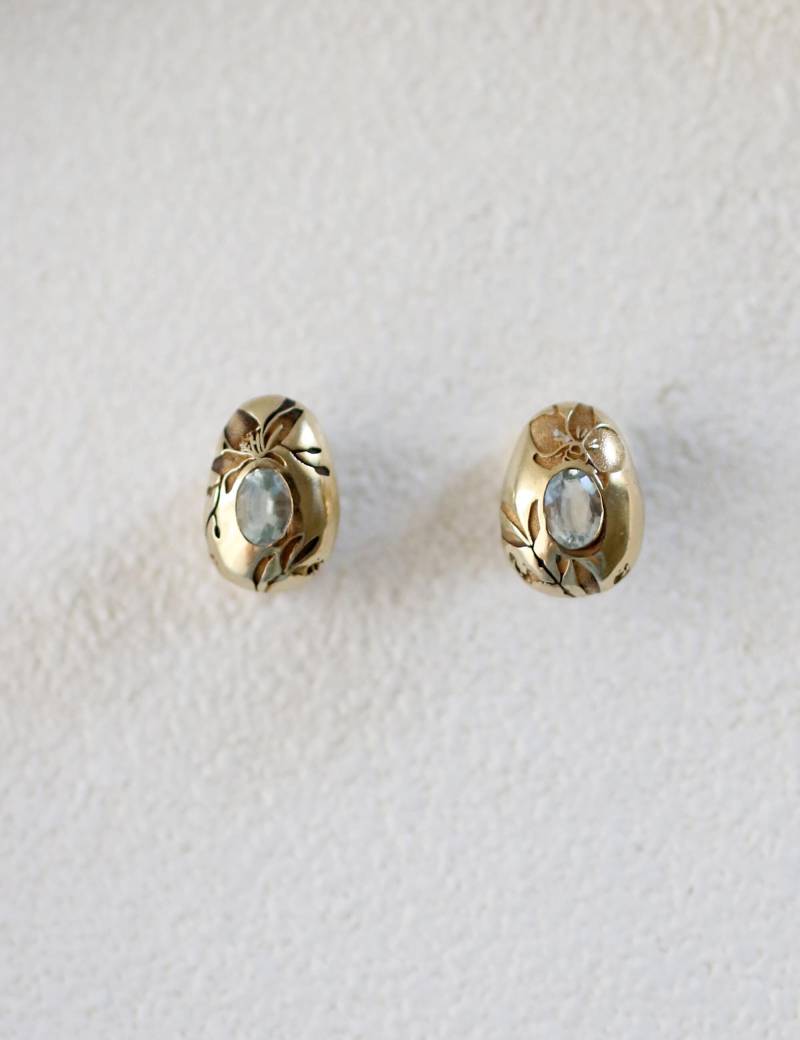 Aquamarin Blütenohrhänger in Massivem Gold von YajewelryShop