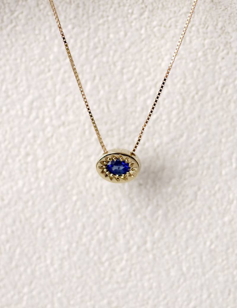 Gold Saphir Halskette, Auge Sonne Oval Anhänger, Evil Eye Edelstein Halskette von YajewelryShop
