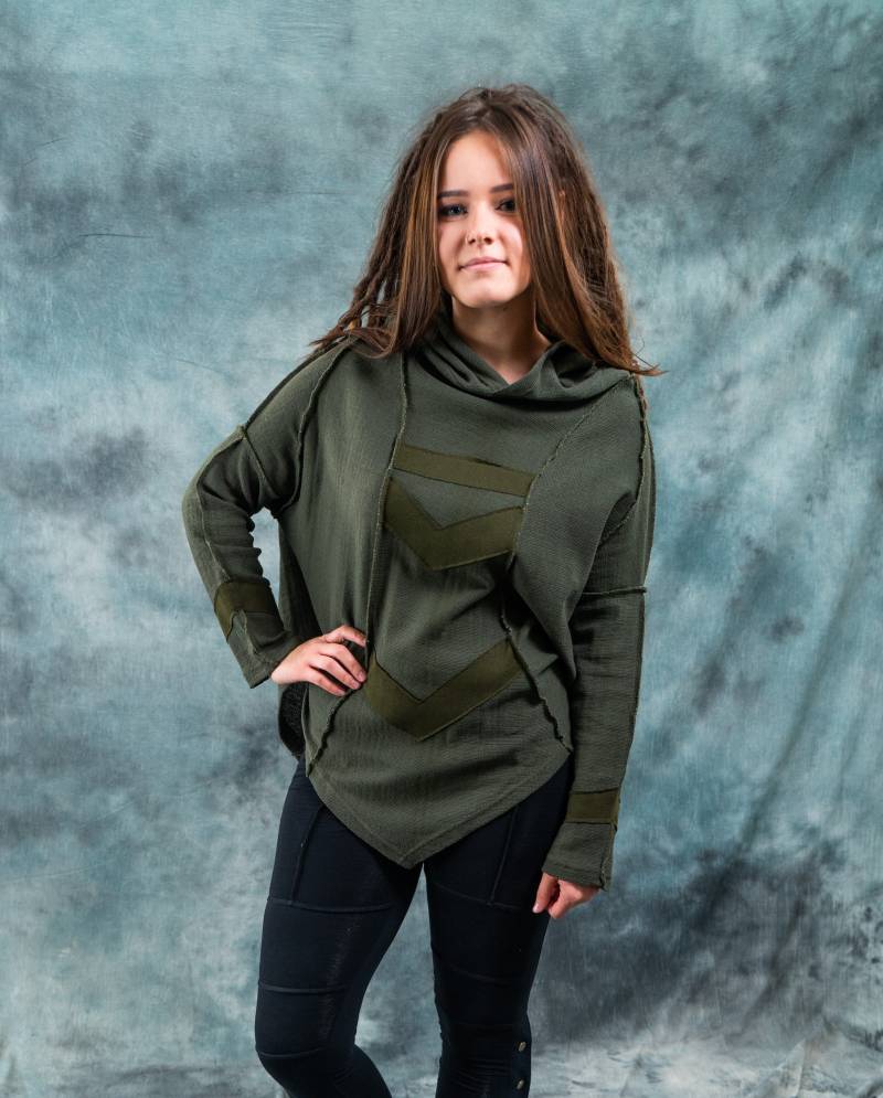 Gestrickter Kapuzenpullover Für Frauen~Fledermauspullover~Grün~Kapuzenpullover~Goa Psy Trance Wear~Hippie Kleidung~Wald Shirt~Alternative, Boho von YamunaArt