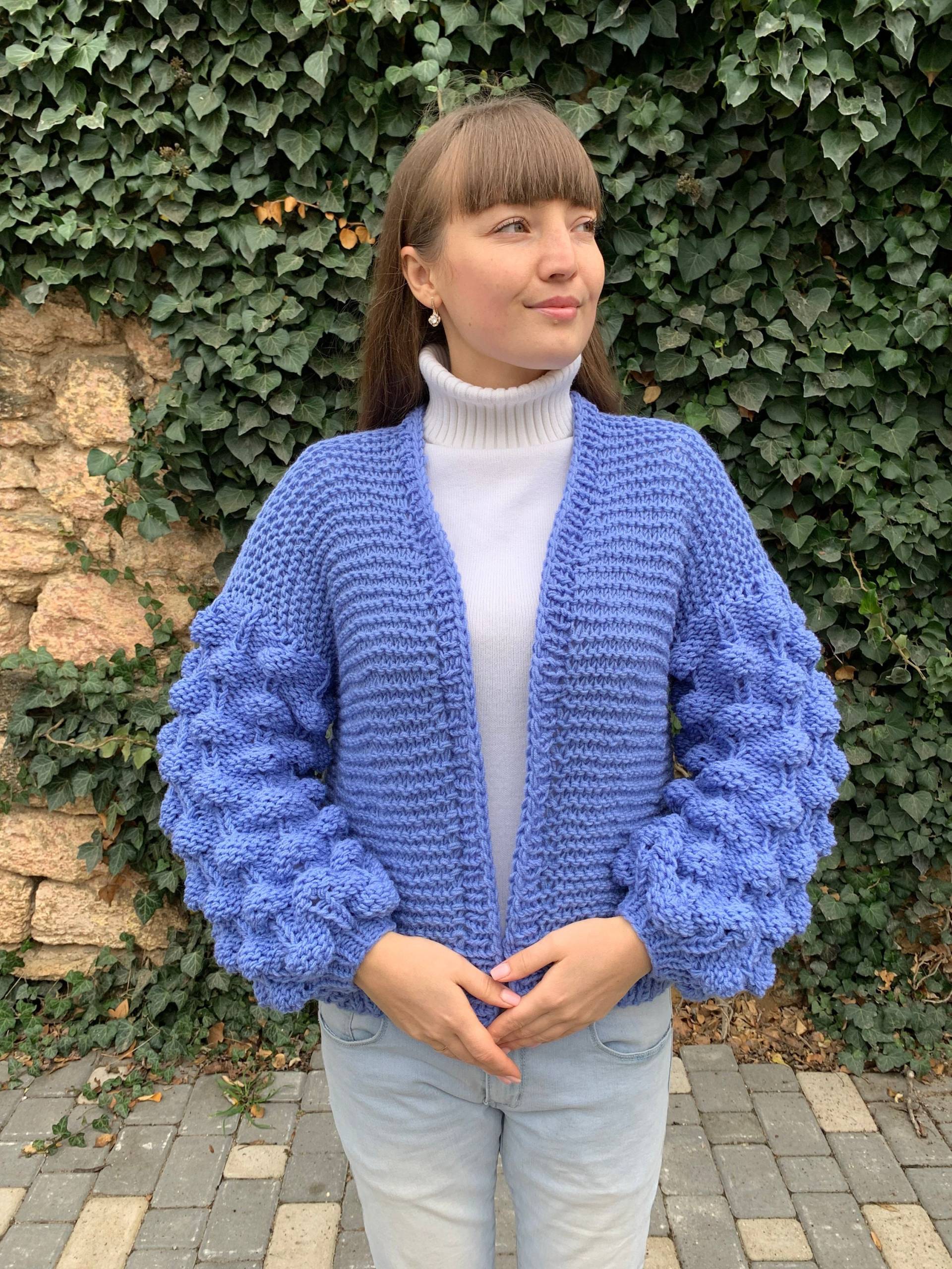 Grobstrick Strickjacke, Oversized Strickjacke Aus Wolle, Zopfmuster Blauer Weihnachtspullover, Plus Size Cardigan von YanaKnitShop