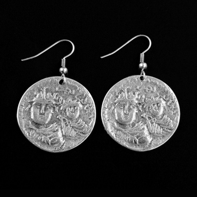 Antike Silber Ohrringe, Münzen Mama Und Kind Charms, Frauen Chandelier Geschenk Für Sie, E107 von YanardagJewelryShop