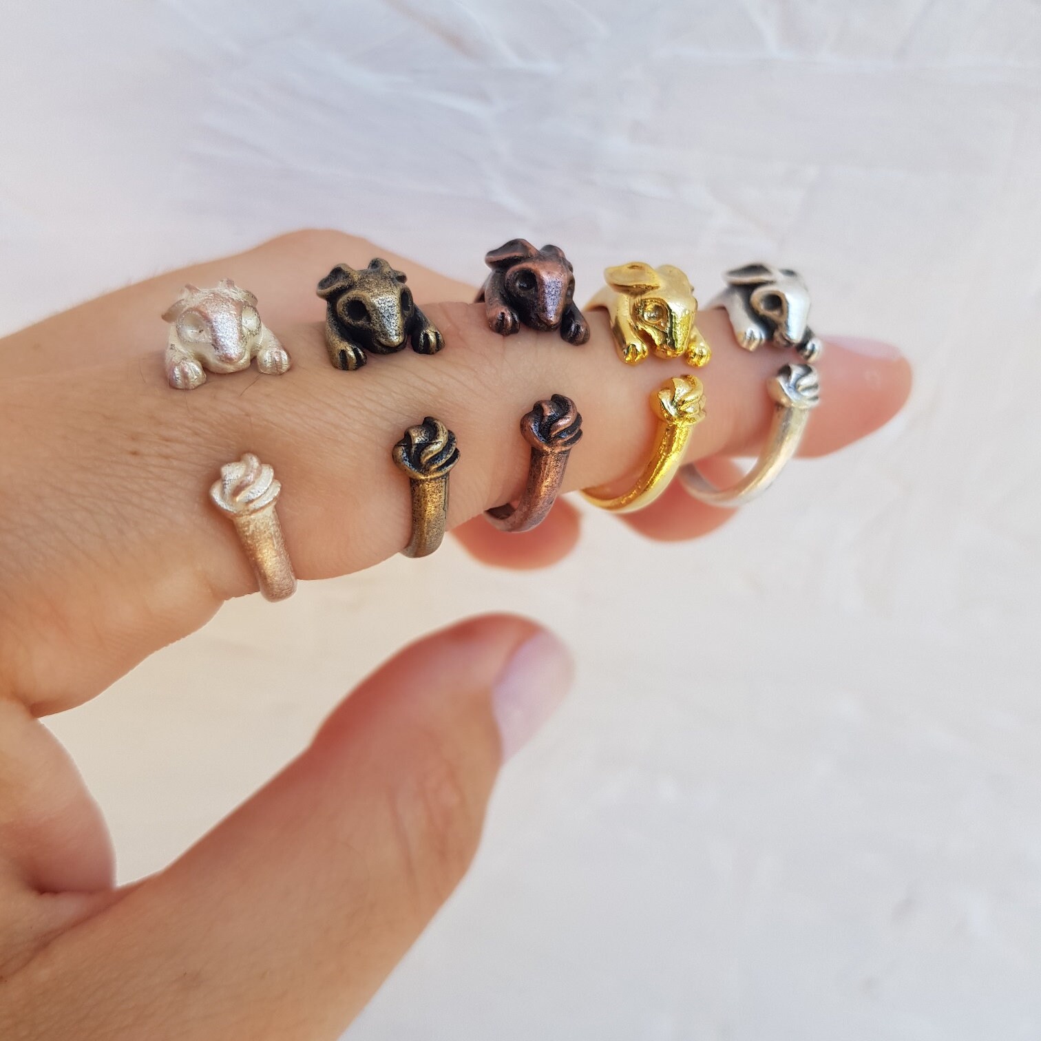 Kaninchen Ring, Bronze Tier Minimal Schmuck, Geschenk, Unisex Weihnachtsgeschenk, R362 Ab von YanardagJewelryShop