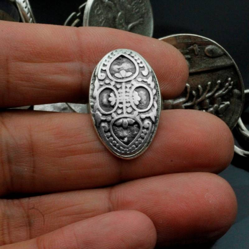 Ovaler Messingring, Filigraner Ring, Silber Stilvoller Zierlicher Gothic Boho Verstellbarer Mama Weihnachtsgeschenk von YanardagJewelryShop