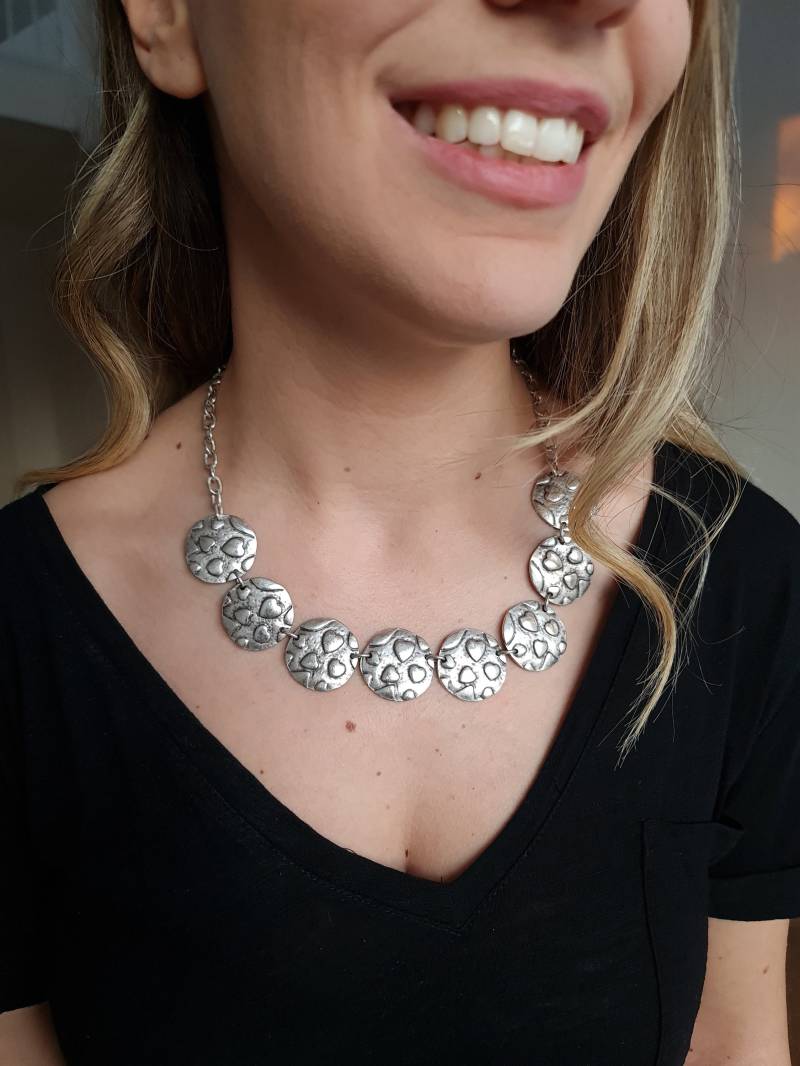 Silber Runde Charm Halskette, Boho Herz Liebe Zierliche Jahrestagsgeschenk, C09 von YanardagJewelryShop