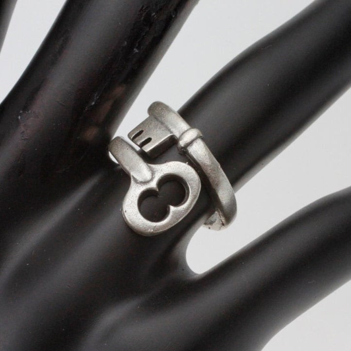 Silber Schlüsselring, Wickelsilberring, Spiralschlüsselring, Liebesring, Designring, Stilvoller Ring, Boho-Ring, Verstellbarer Weihnachtsgeschenk von YanardagJewelryShop