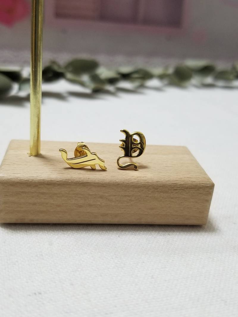 1 Paar Silber Personalisierte Namensohrringe Für Frauen Personalisieren Initiale Cursive Namensschild Ohrstecker Geschenk Beste Freundin Mädchen von YansHM