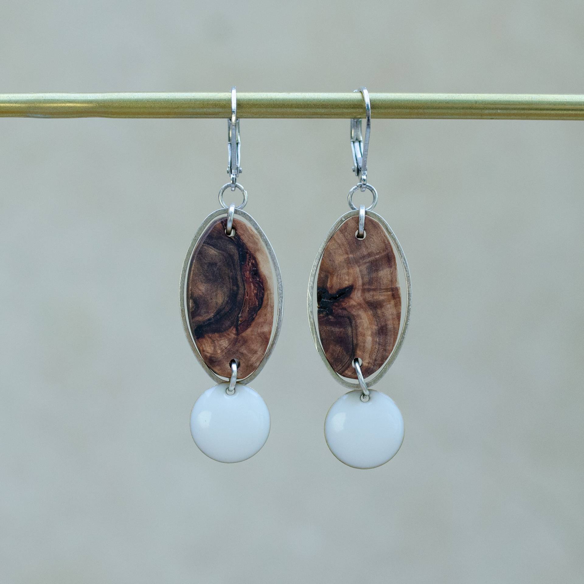 Holzohrringe Aus Baumperlenholz | Emaille-Ohrringe Holz Emaille Hängend Holzohrringe Aus Baumperlenholz | Emaille-Ohrringe Holz Emaille Hängend von YarikenDesign