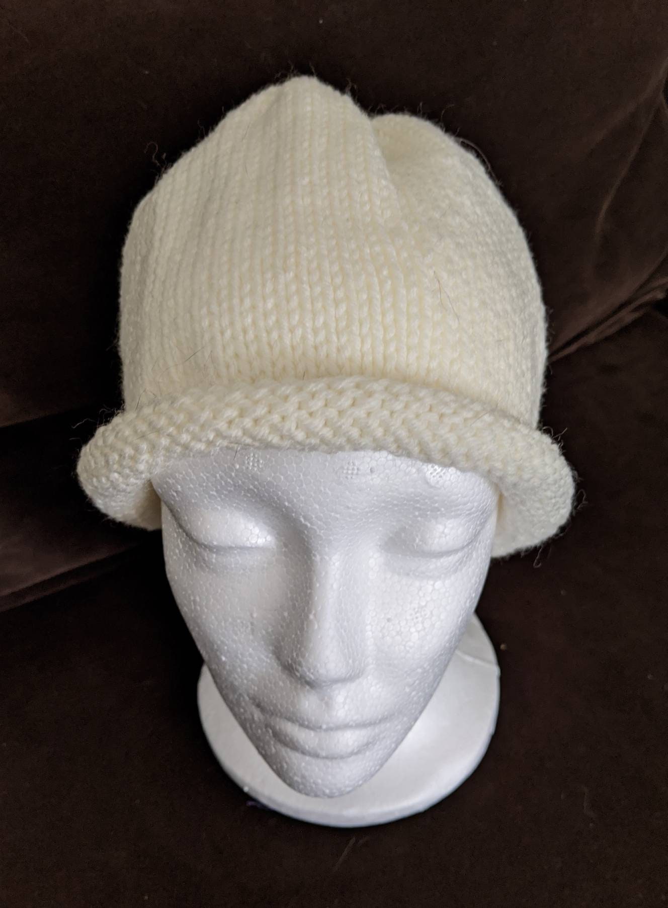 Neue Handgemachte Weiche Weiße Rolle Krempe Stricken Hut - Medium Bis Large Neue Handgemachte Weiche Weiße Rolle Krempe Stricken Hut - Medium Bis Large von YarnItAnyWay