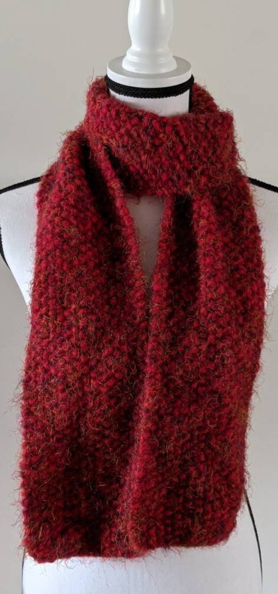 Rassiger Roter Frenzy Strickschal 140x67 Rassiger Roter Frenzy Strickschal 140x67 von YarnItAnyWay