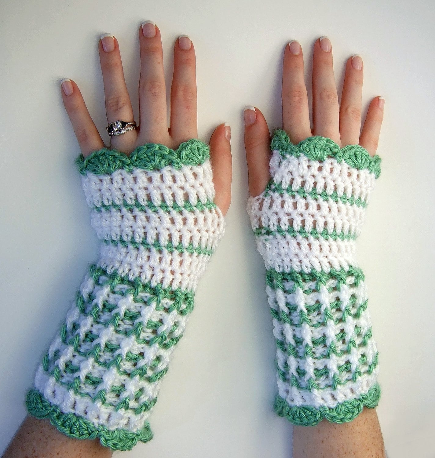 Fingerlose Handschuhe Frauen Fingerless Häkeln Für Fingerlos Texting Fingerlose Handschuhe Frauen Fingerless Häkeln Für Fingerlos Texting von YarnOverAndStitched