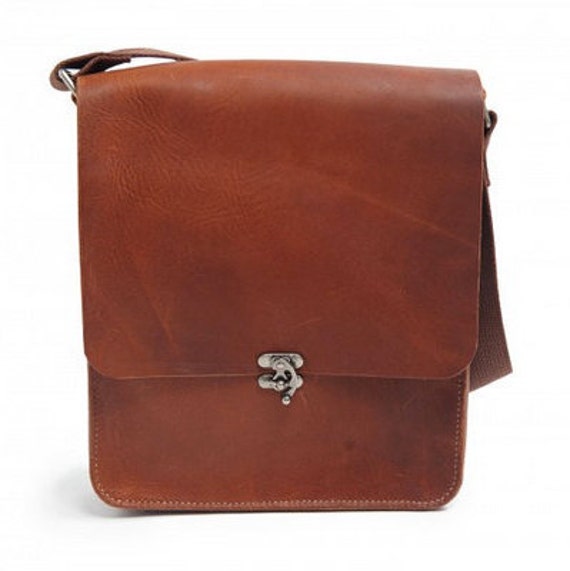 Ausverkauf Von Hand Genähte Öl Tan Leder Tasche - Schwarz/Braun 70 % Vom Ursprünglichen Preis Ausverkauf Von Hand Genähte Öl Tan Leder Tasche - Schwarz/Braun 70 % Vom Ursprünglichen Preis von Yarnandhide