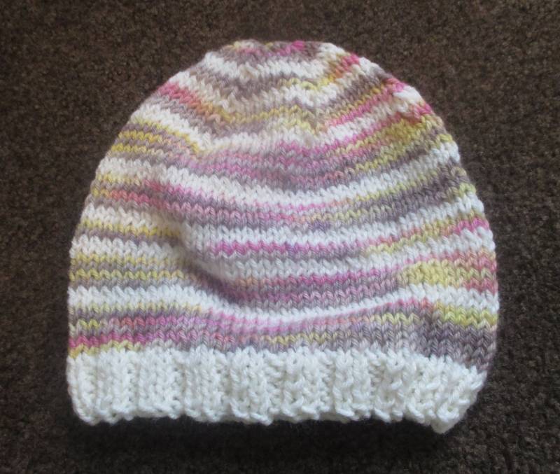 Gestrickte Mütze Abgestreift Gestrickte Mütze Abgestreift von Yarnaval