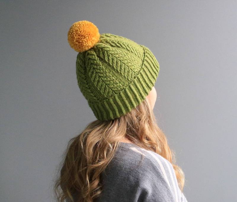 Sofort Lieferbar - Wolle & Acryl Hut/Big Garn Pom Slouchy Beanie Avocado Grün Gelb "Farn-Hut" von YaroslavaHandmade
