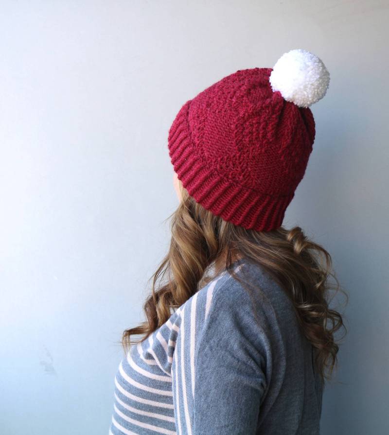 Sofort Lieferbar - Wolle & Acryl Hut/Big Garn Pom Slouchy Beanie Cranberry Weiße "Hut" Diamond"- Rote Beete Rosa Rose Rot von YaroslavaHandmade