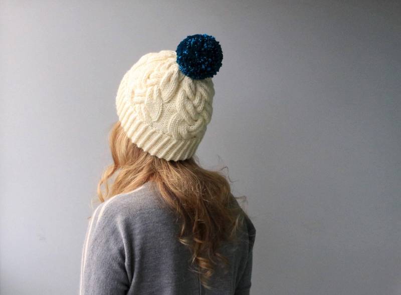 Sofort Lieferbar - Wolle & Acryl Hut/Big Garn Türkis Pom Weiß Creme Ei Schale Elfenbein Perle "Heather" von YaroslavaHandmade