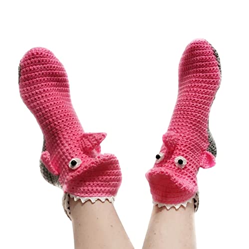 Yassiglia Lustige Socken 3D Cartoon Tier Gestrickte Socken Warme Dicke Wintersocken Stricksocken für Damen Her人Kinder Herbst Winter Rutschfeste Bodensocken (Erwachsene-Rosa Hai, One Size) von Yassiglia