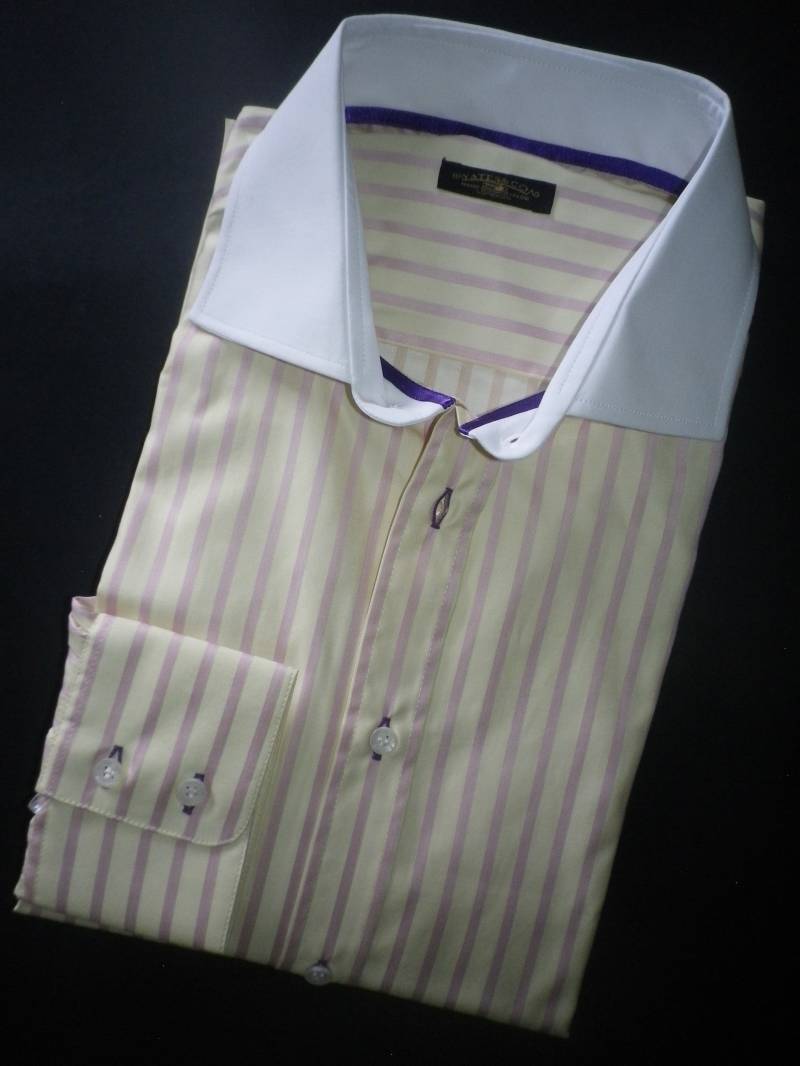 Weiß Verbreitet Kragen Gelb Grundig Rotes Streifen Frackhemd , Hochwertiger Baumwolle, Handgemacht England Ub7 Versandkostenfrei von YatesandCoLondon