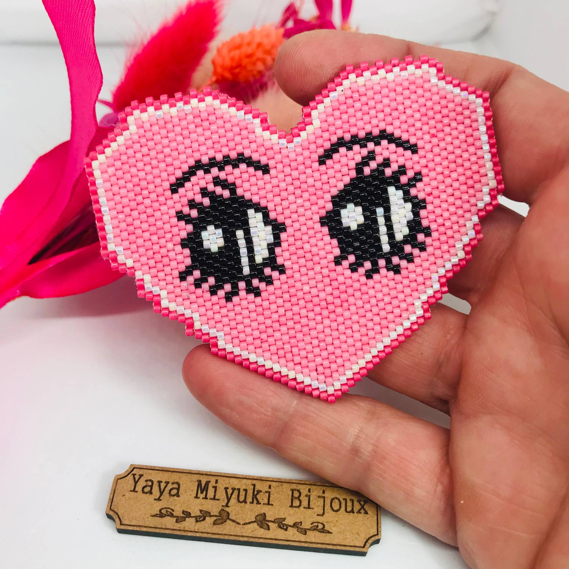 Candy Heart Brosche Aus Nadelgewebten Miyuki-Perlen/Einzelstück Candy Heart Brosche Aus Nadelgewebten Miyuki-Perlen/Einzelstück von YayaMiyuki