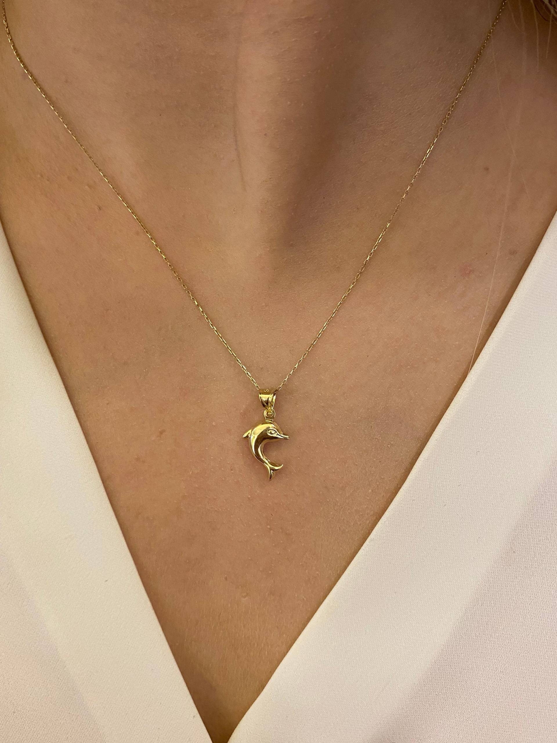 14K Gold Delfin Halskette, Anhänger, Surfer Charm, Fisch Valentinstag Geschenk, Tier Schmuck, Geschenk Für Sie von YazalJewelery