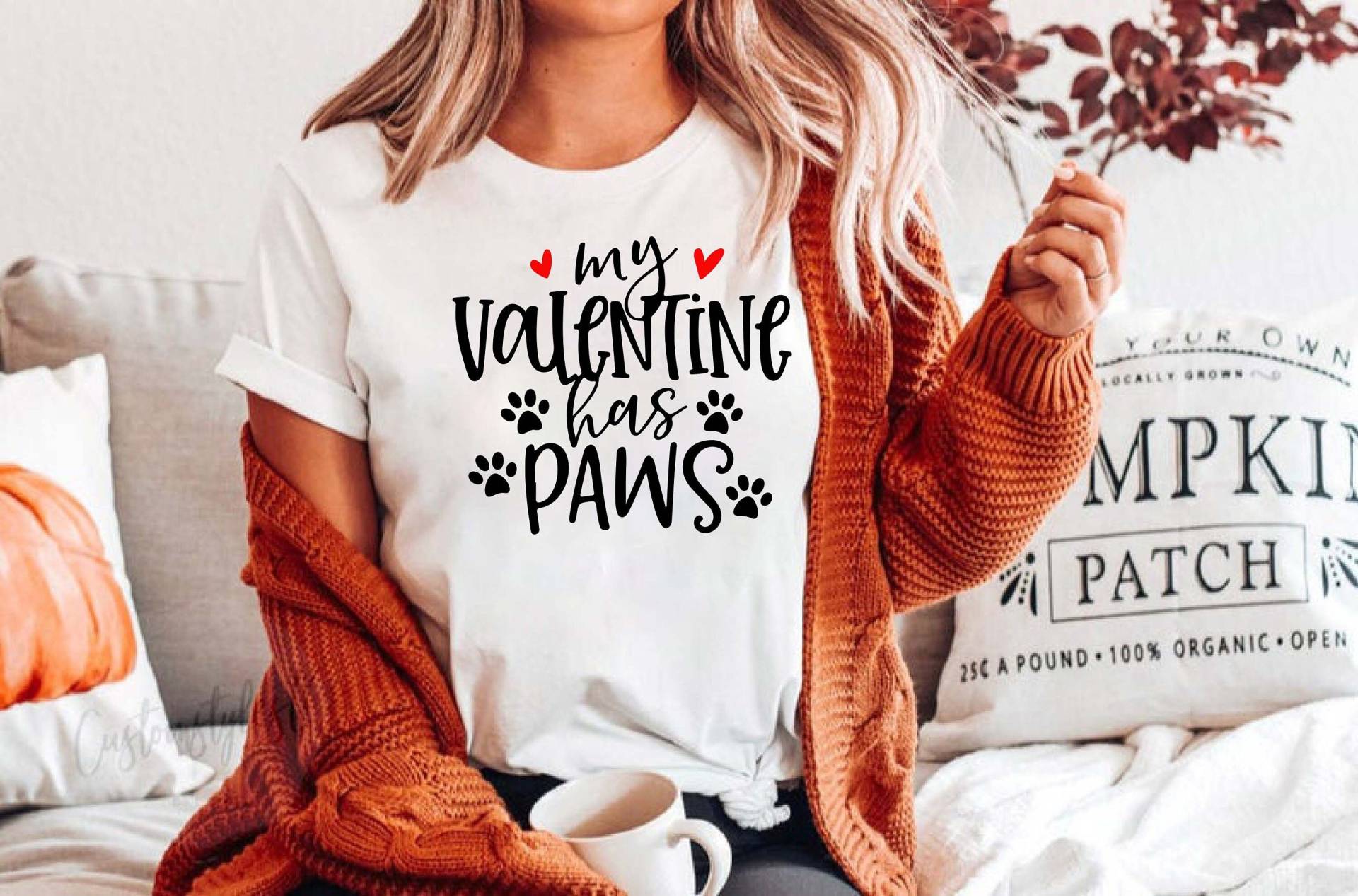 Valentinstag Shirt, Herz Shirt Für Frauen, Lehrer Süßes T-Shirt von YellowPearlCrafts