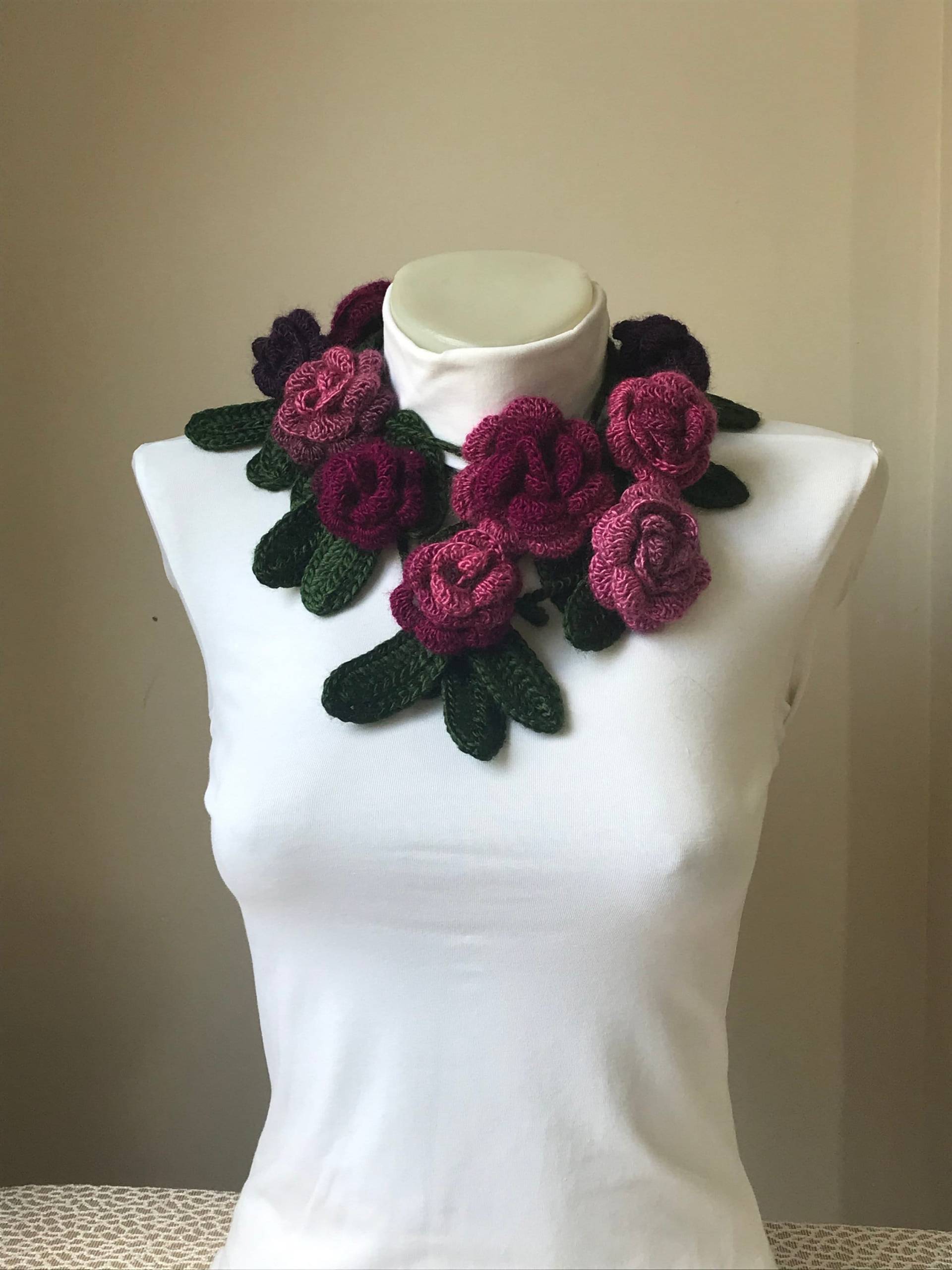 Rosa Gehäkelter Rosen Schal/Häkelschal/Geschenk Für Sie/Häkelschal/ Schal Frauen Winter/Sehr Schöne Geschenke/ Handgemacht von Yellowcrochet