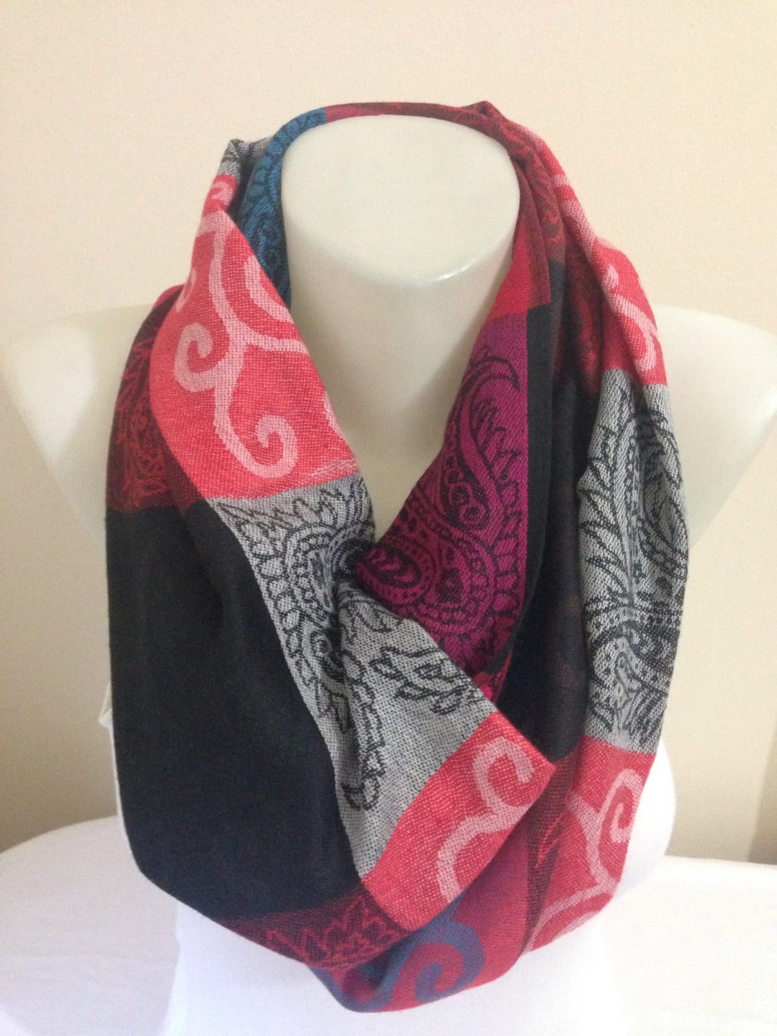 Schal in Rot, Lila, Blau, Grauschal, Extra Langer Schal, Weihnachtsgeschenk, Geschenk Für Ihre Frauen Chef Mutter Schwester Frau Oma von Yellowcrochet