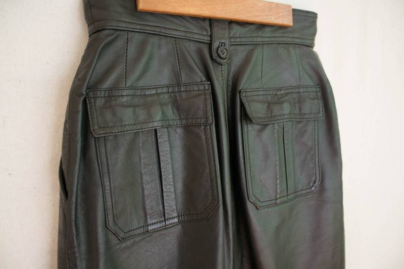 Vintage 80Er Jahre Toffs Echtleder Rock Vintage 80Er Jahre Toffs Echtleder Rock von YesVintageWares