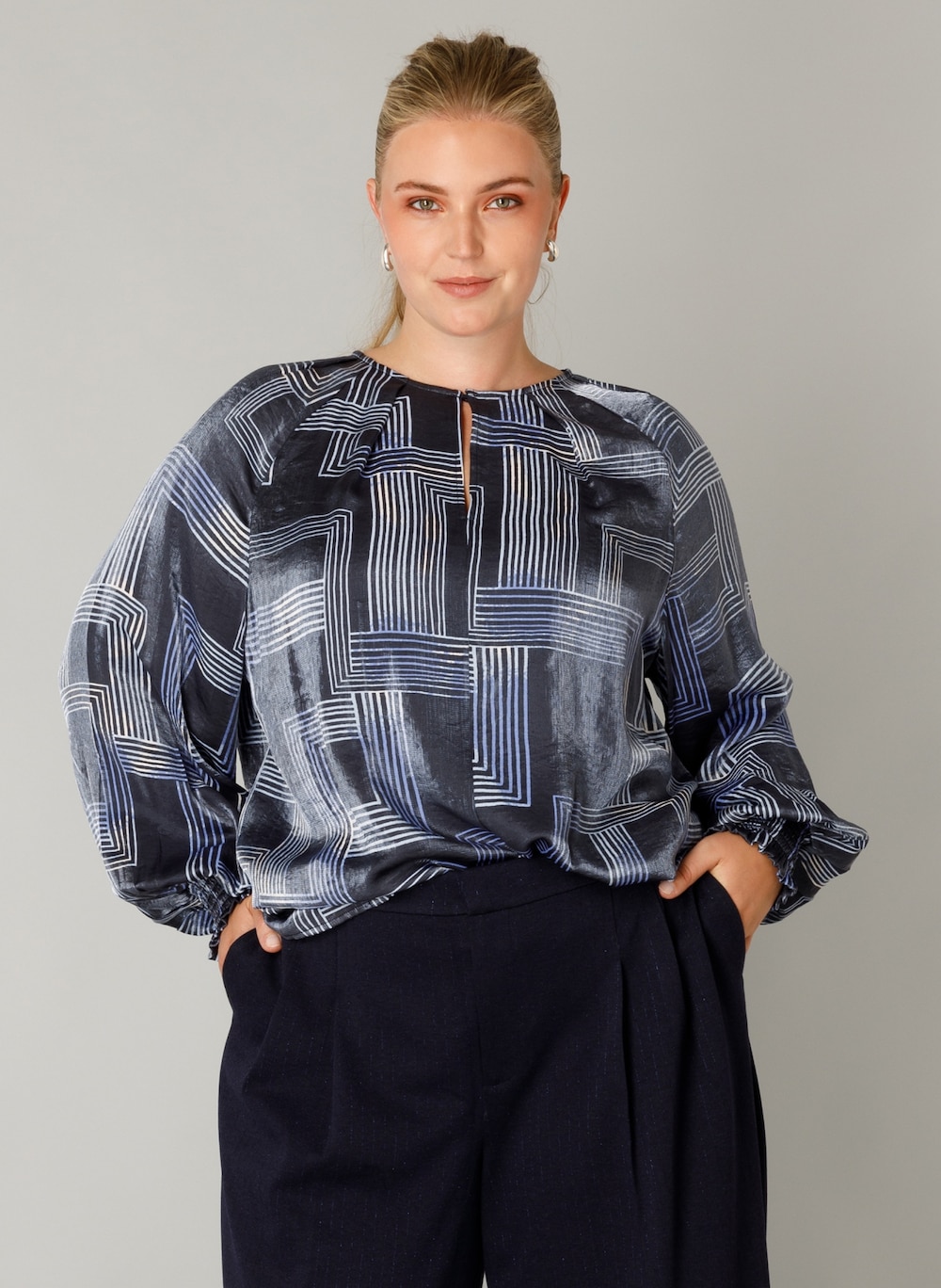 Große Größen Bluse Fleur, Damen, grau, Größe: 48, Viskose/Nylon, Happy Size DE Women von Yest Curve