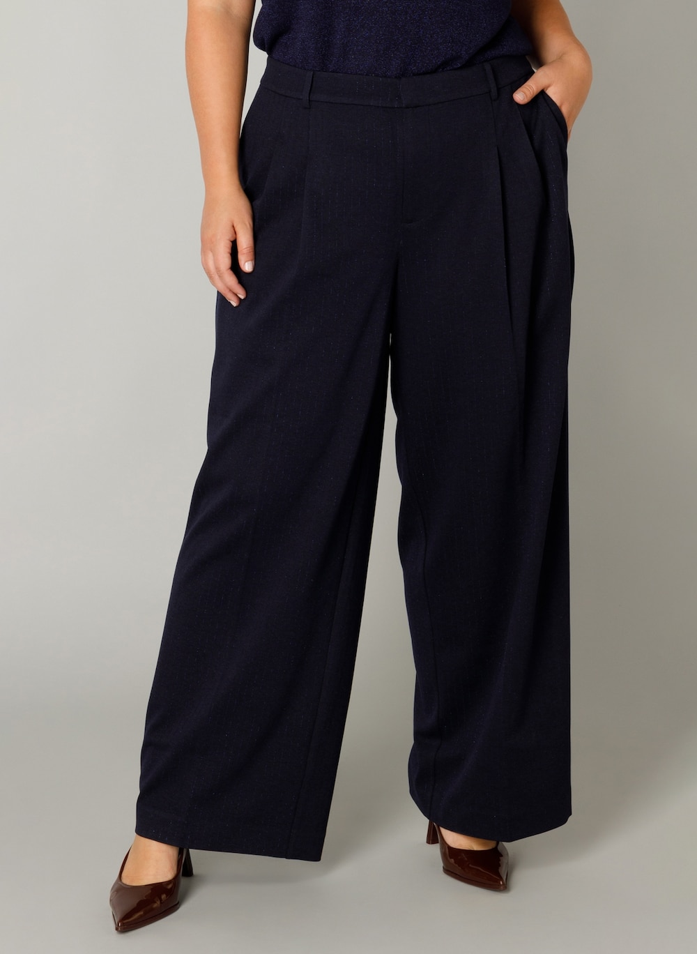 Große Größen Hose Fabiola, Damen, grau, Größe: 104, Polyester/Viskose, Happy Size DE Women von Yest Curve