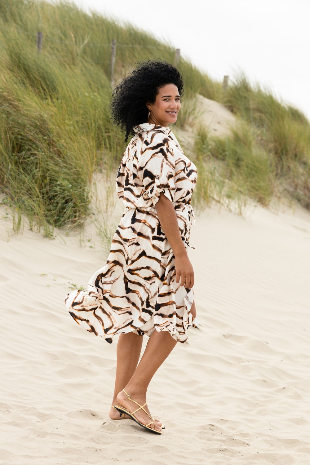 Große Größen Maxikleid Wanishka, Damen, schwarz, Größe: 50, Viskose/Nylon, Happy Size DE Women von Yest Curve