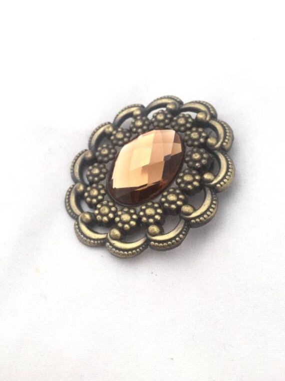 Große 90Er Jahre Bronze Edelstein Brosche Verzierten Facettierten Strass Messing Ton Große Gem Kunststoff Dampf-Punk 1990Er Gothic Pin von YesterHere