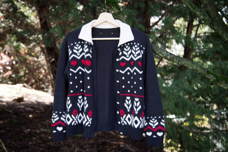 Ausverkauf 30 % Rabatt - Vintage 1990 Damen Kragen Sweetheart Pullover von Yesterbabe