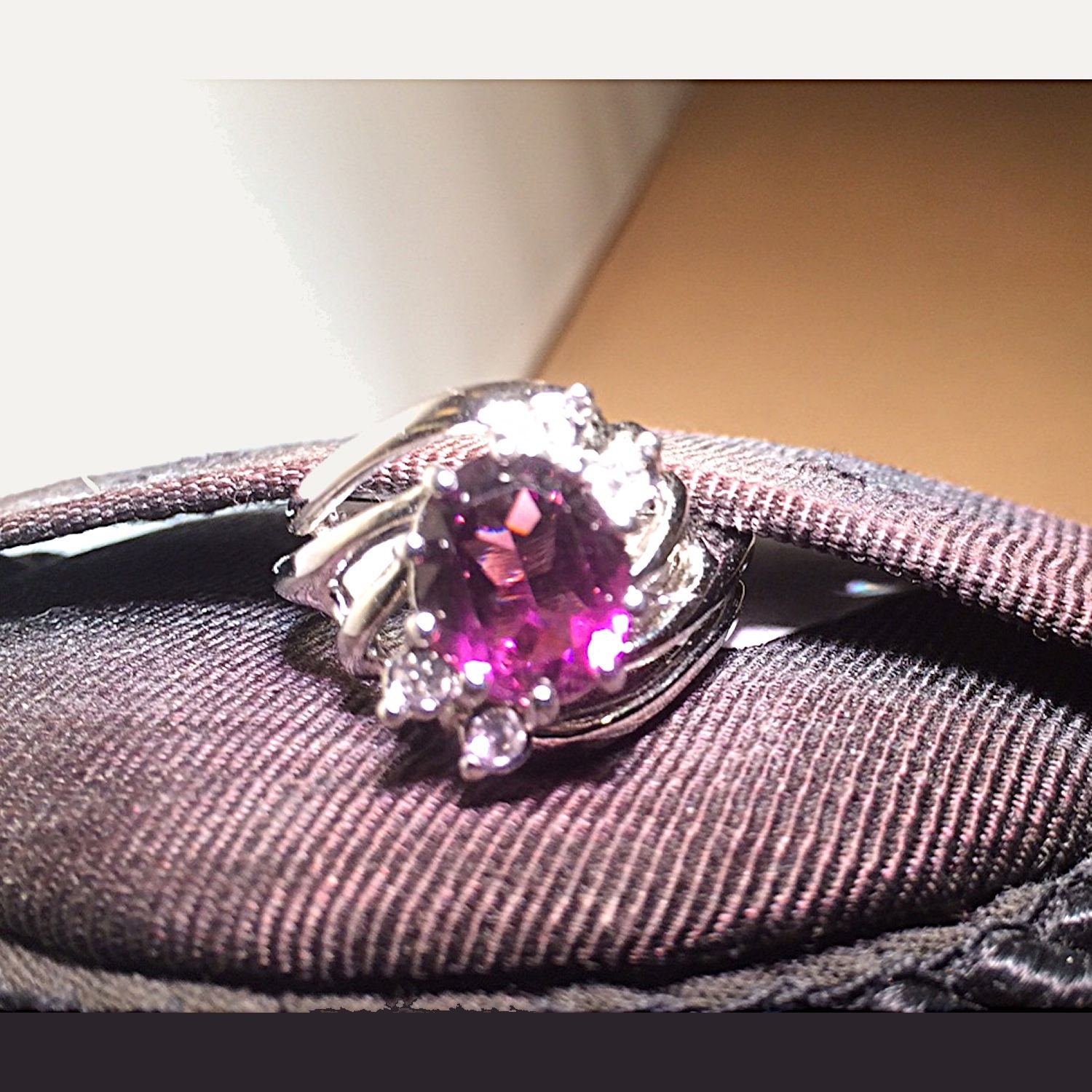sterling Vergoldeter Simulierter Amethyst Ring Größe 8 sterling Vergoldeter Simulierter Amethyst Ring Größe 8 von YesterdaysJewelsShop