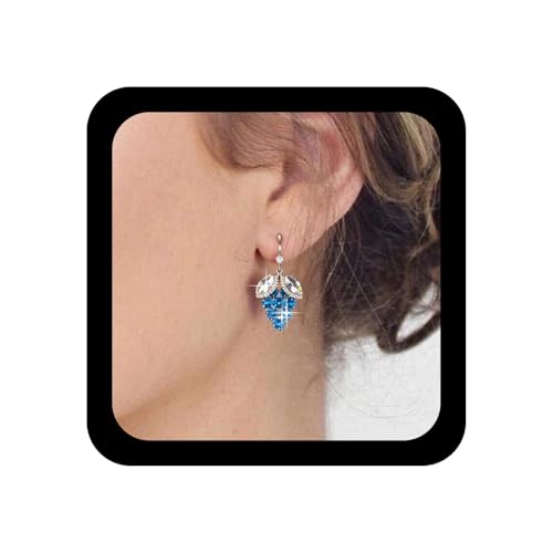 Yheakne Vintage Blau Strass Traube Baumeln Ohrringe Cz Aquamarin Kronleuchter Ohrringe Kristall Blau Himbeere Tropfen Ohrring Strass Traube Obst Ohrring Schmuck Für Frauen Yheakne Vintage Blau Strass Traube Baumeln Ohrringe Cz Aquamarin Kronleuchter Ohrringe Kristall Blau Himbeere Tropfen Ohrring Strass Traube Obst Ohrring Schmuck Für Frauen von Yheakne