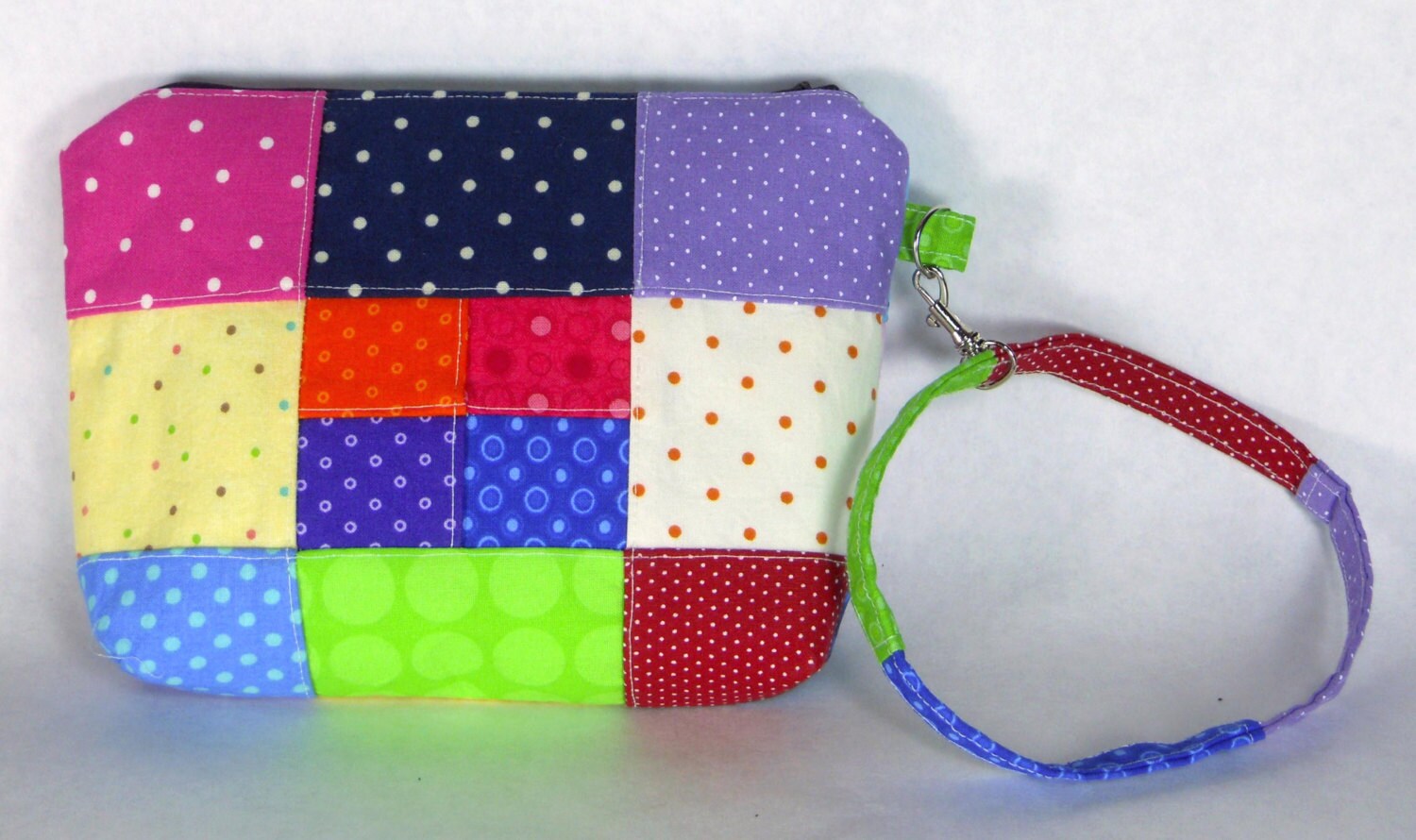 Bunte Polka Dot/Gepunktete Patchwork Armband Kleine Geldbörse Handtasche Oder Kosmetiktasche von YobabsShop