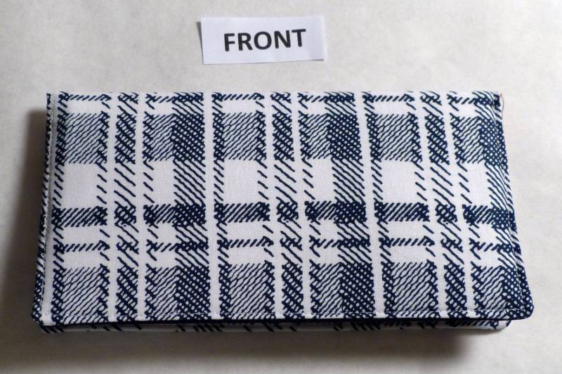 Marine/Weiß Tartan/Plaid Druck Scheckheft Cover von YobabsShop