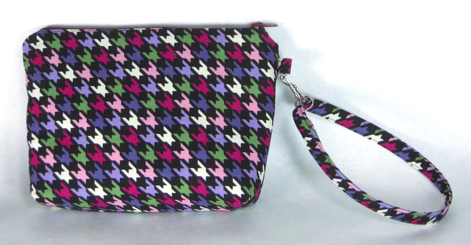 Mehrfarbige Schwarz/Weiß/Magenta/Olive/Pink/Purple Houndstooth Armband/Kleine Geldbörse Handtasche Oder Kosmetiktasche von YobabsShop