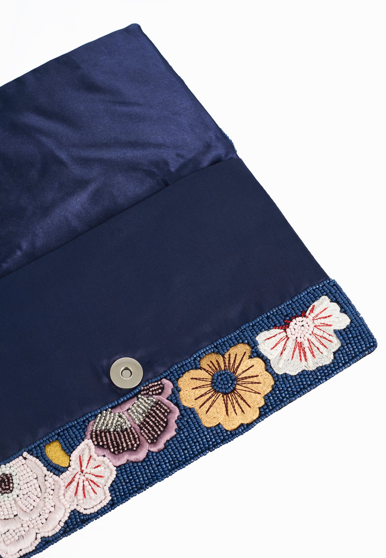 Clutch mit Blumen von Yoek