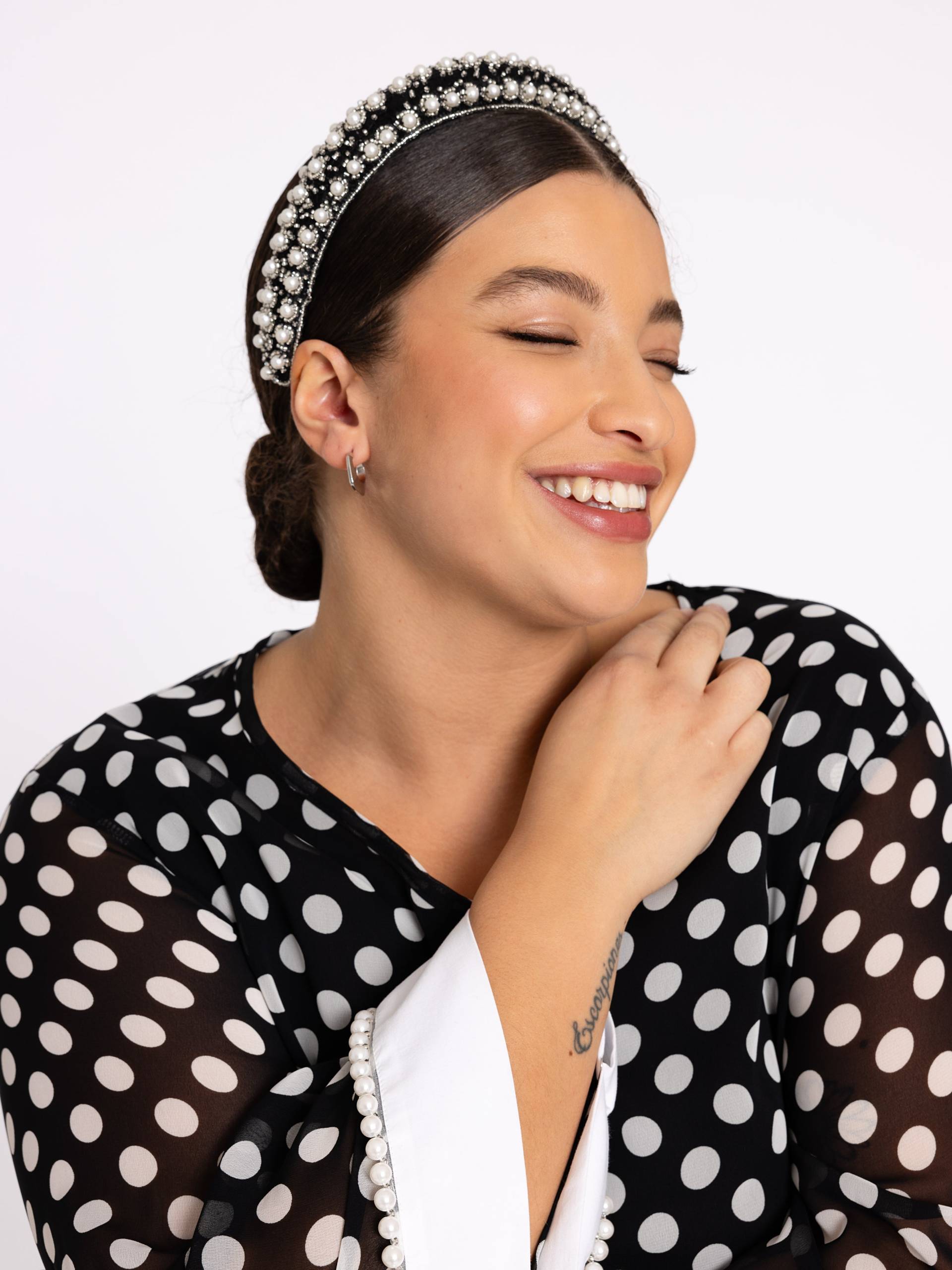 Haarband mit Perlen von Yoek