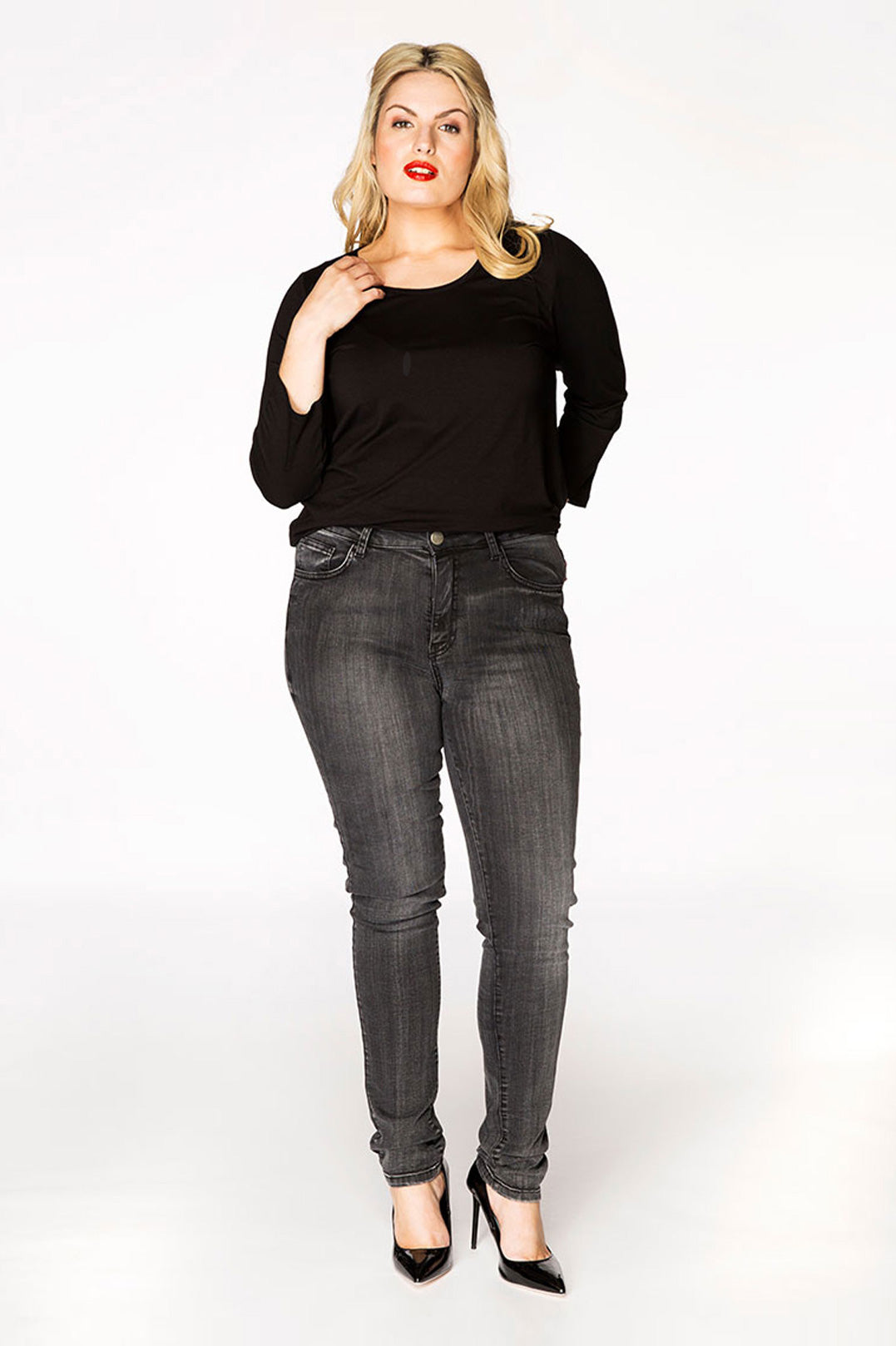 Jeans 5-pocket black washed von Yoek