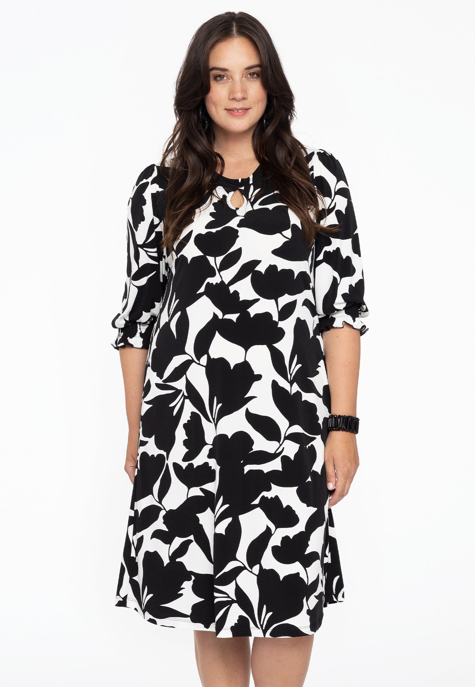 Kleid mit Ausschnitt VITTORIA von Yoek