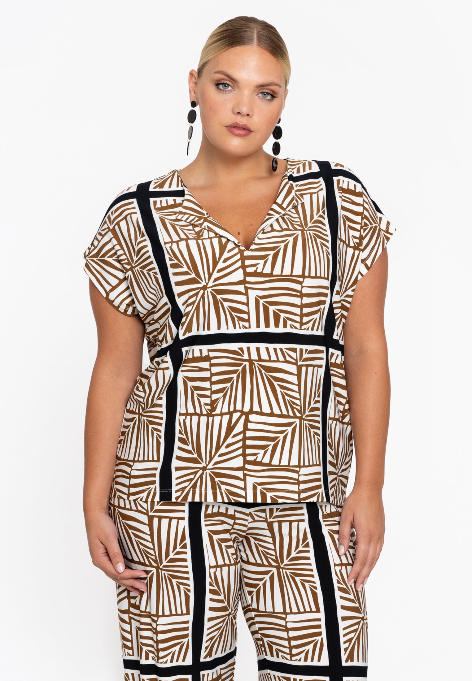 T-Shirt gerade TILES von Yoek