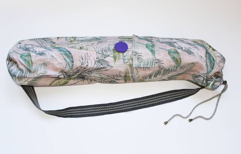 Handgemachte Yoga Mat Bag Mit Federmuster Handgemachte Yoga Mat Bag Mit Federmuster von Yoga8Mia