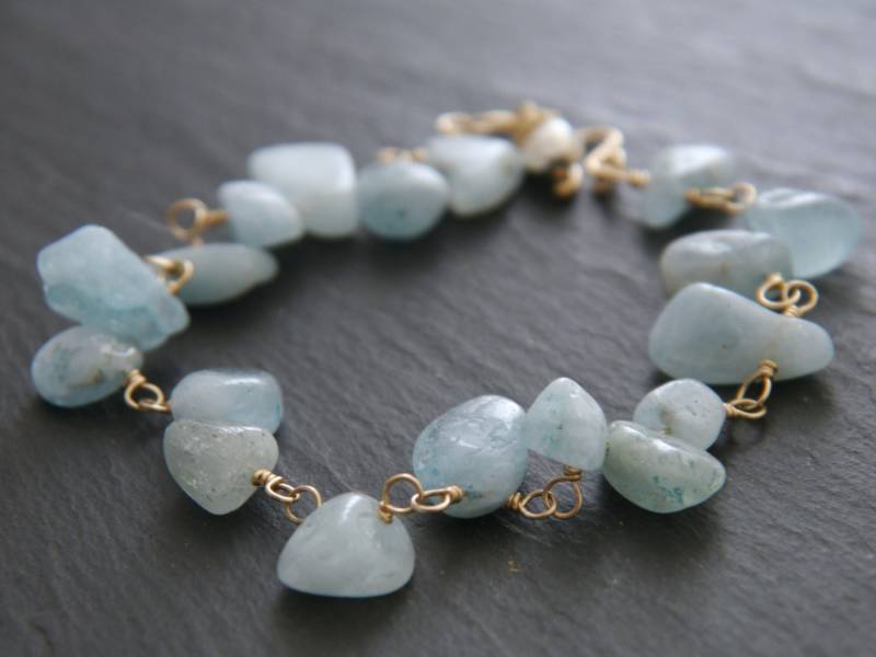 Aquamarine Blühende Rebe Blumen 14K Gold Gefüllte Edelstein Perlen Armband März Birthstone Aquamarine Blühende Rebe Blumen 14K Gold Gefüllte Edelstein Perlen Armband März Birthstone von YogaChickJewelry
