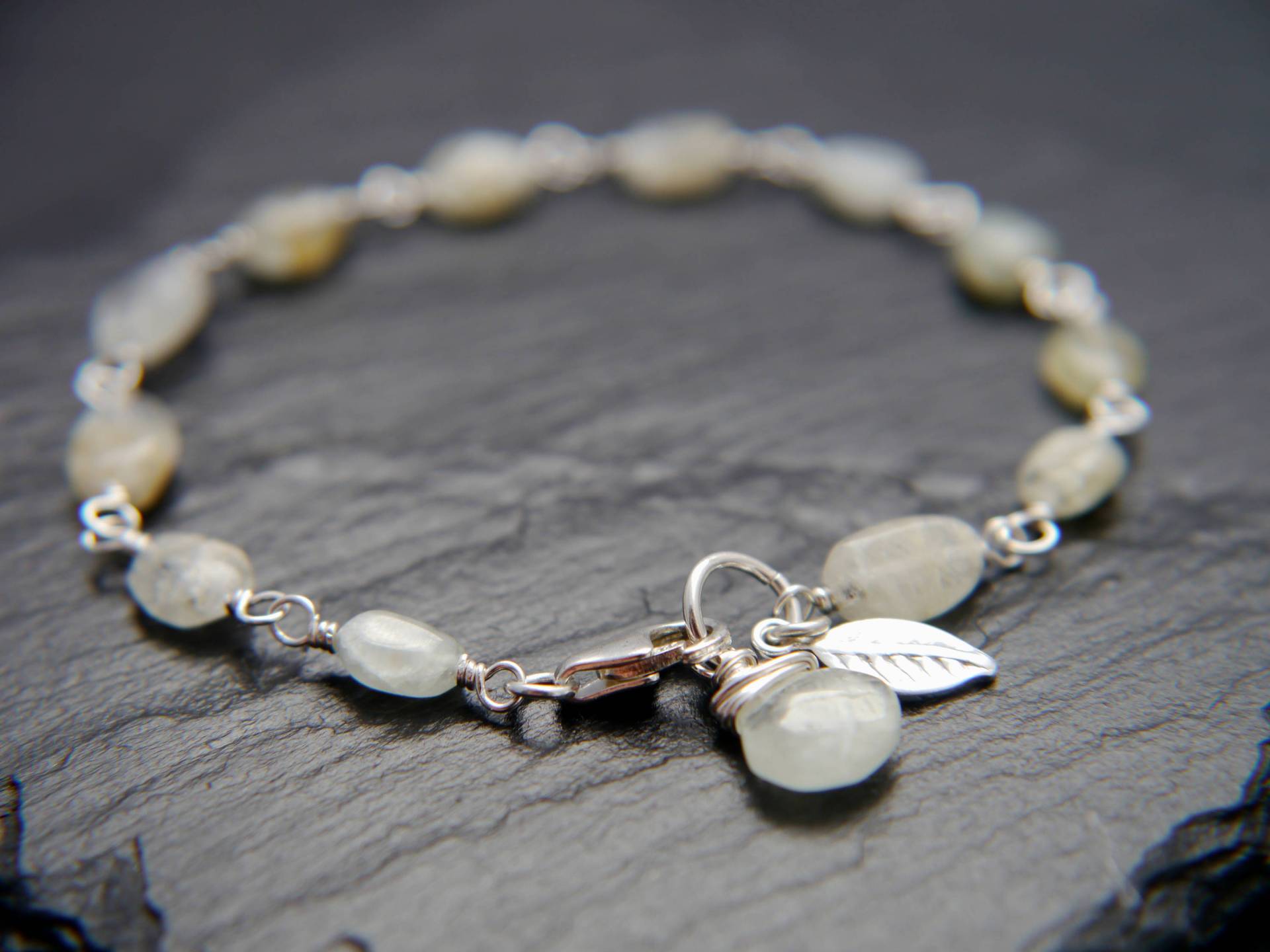 Aquamarine Sterling Silber Stapeln Schichtung Rosenkranz Kette Edelstein Perlen Armband März Birthstone von YogaChickJewelry