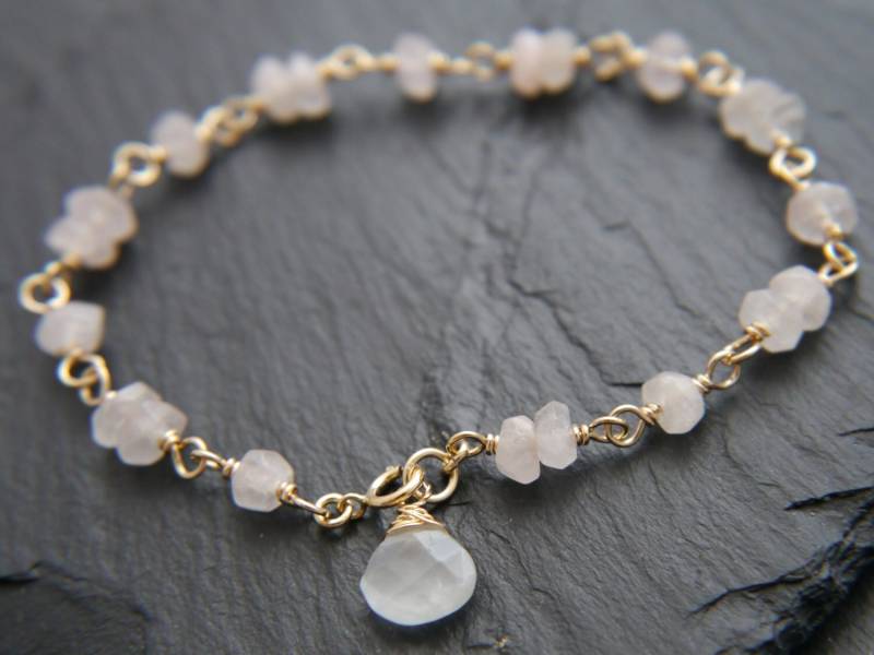 Rosenquarz Aquamarin Stapeln Schichtung Rosenkranz Kette Edelstein Perlen Armband Charme Blass Rosa Januar Birthstone Rosenquarz Aquamarin Stapeln Schichtung Rosenkranz Kette Edelstein Perlen Armband Charme Blass Rosa Januar Birthstone von YogaChickJewelry